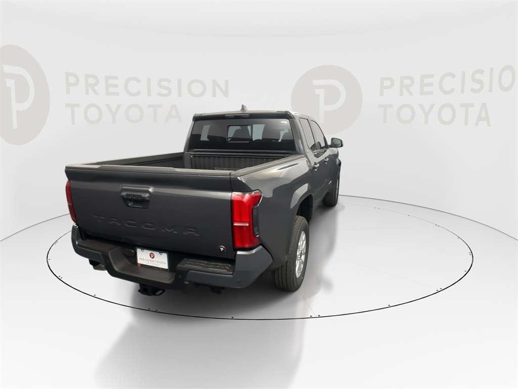 2025 Toyota Tacoma SR5 photo 17