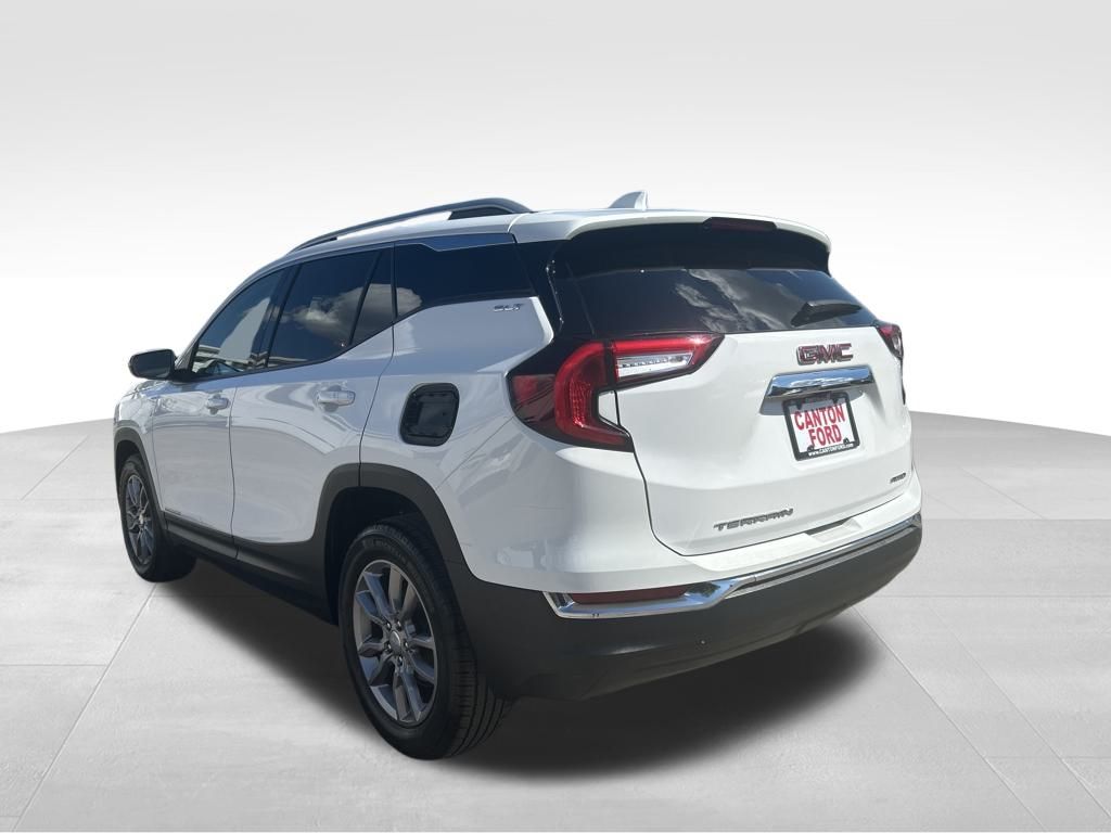 2024 Gmc Terrain SLT photo 4