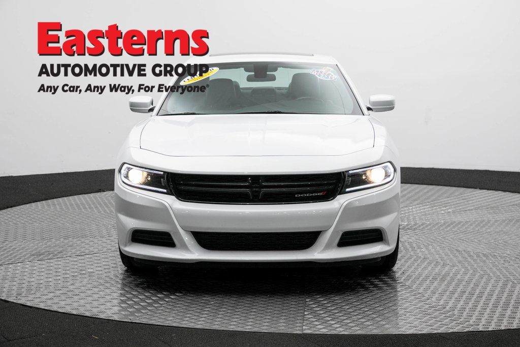 2022 Dodge Charger SXT photo 2