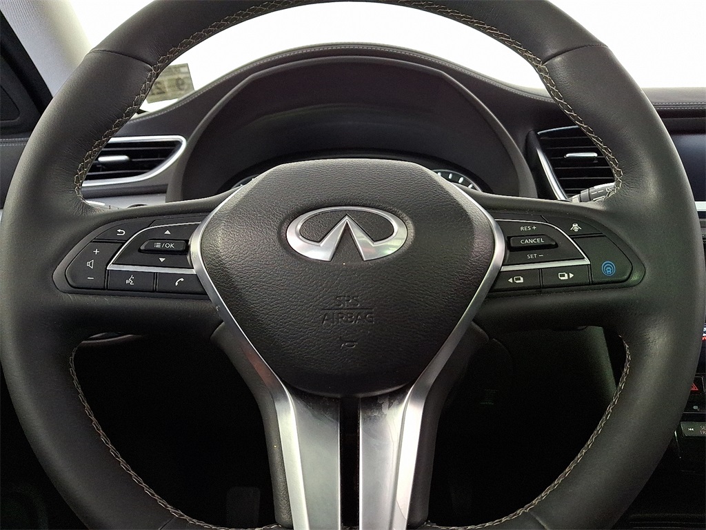 2022 Infiniti QX50 Essential photo 20