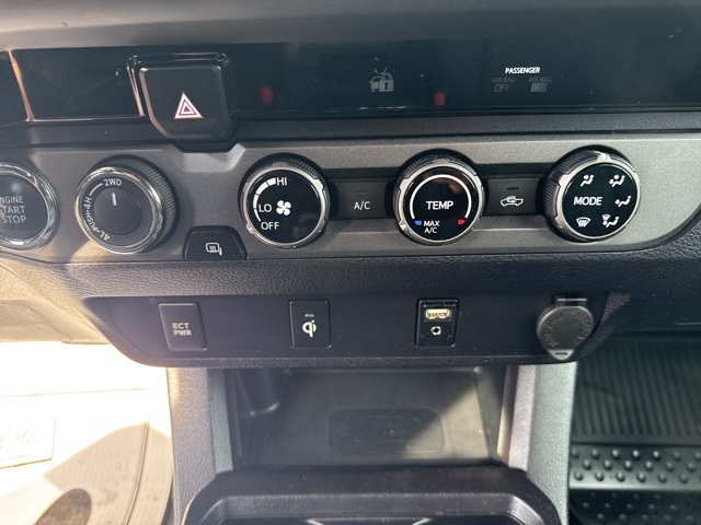 2016 Toyota Tacoma SR5 Sport TRD Pro photo 14