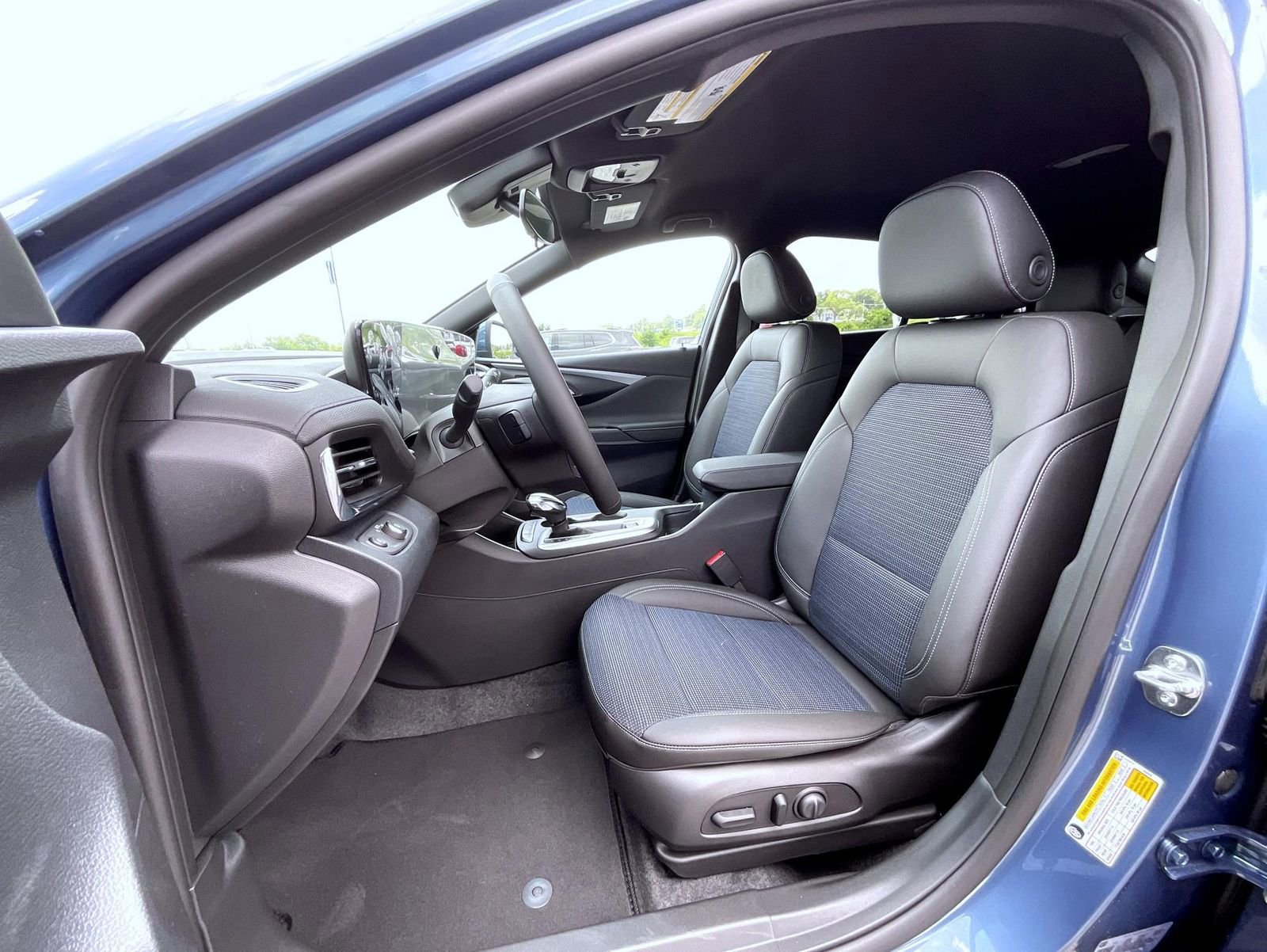 2025 Buick Envista Preferred photo 10