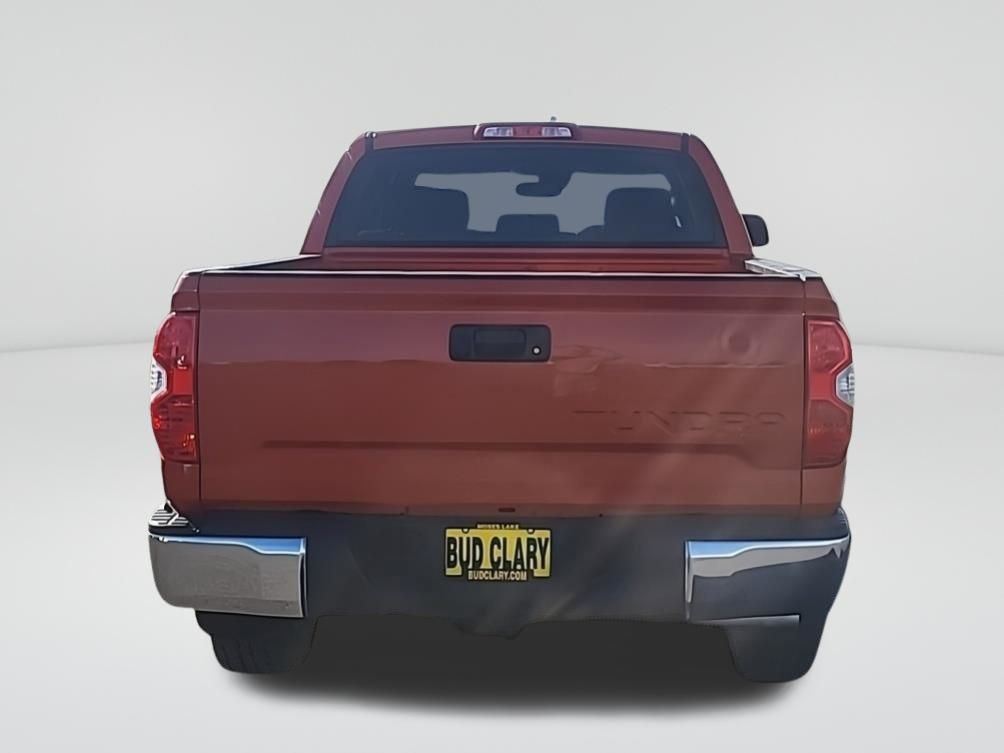 2018 Toyota Tundra SR5 CrewMax photo 4