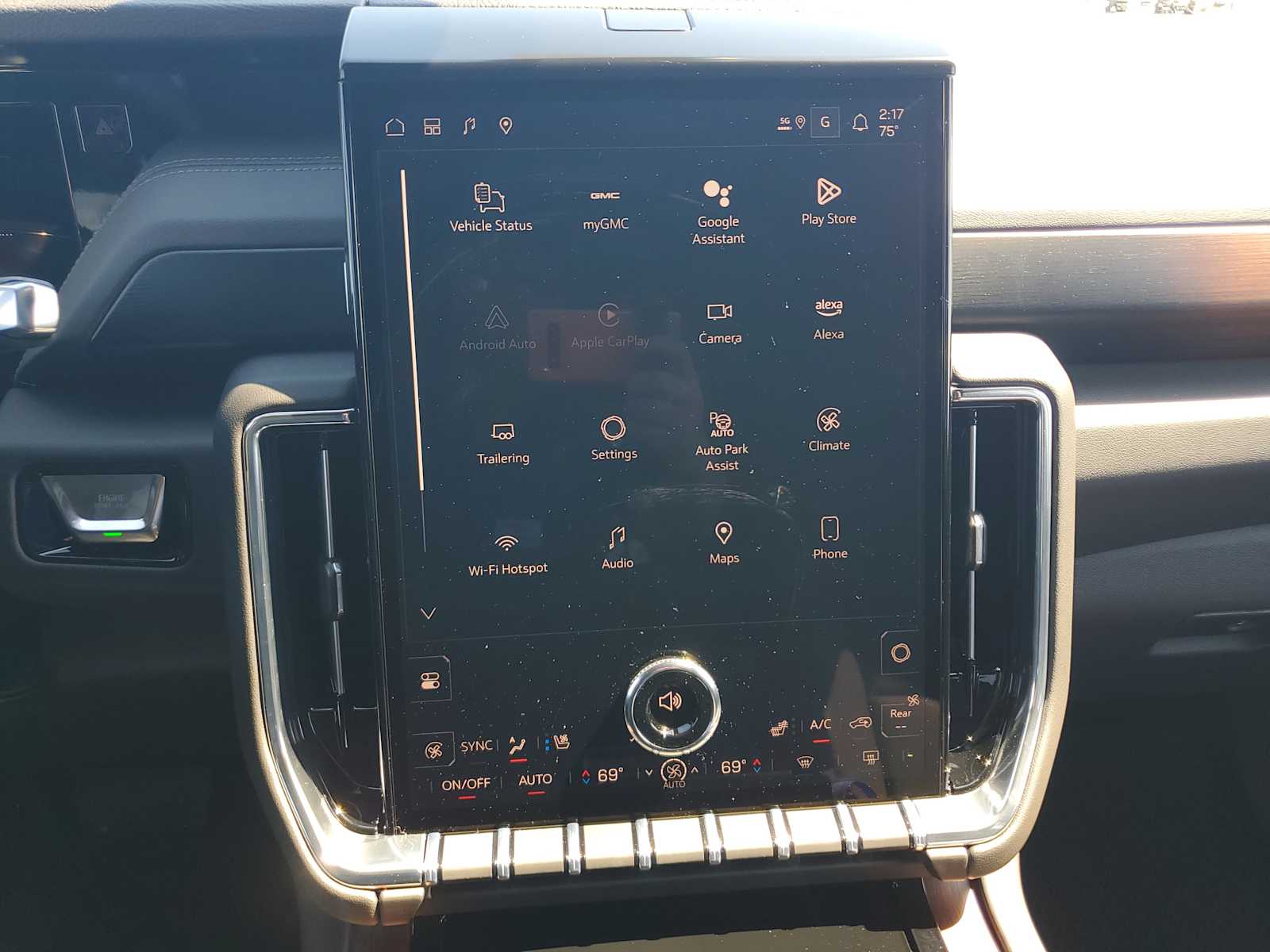 2025 Gmc Yukon Denali photo 35