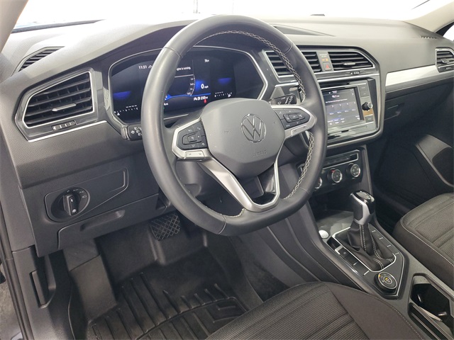 2024 Volkswagen Tiguan S photo 8