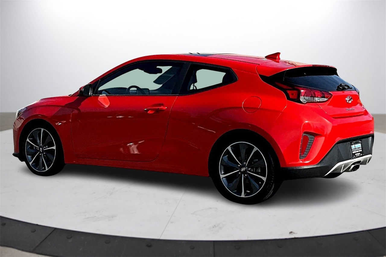 2019 Hyundai Veloster 2.0L Premium photo 6