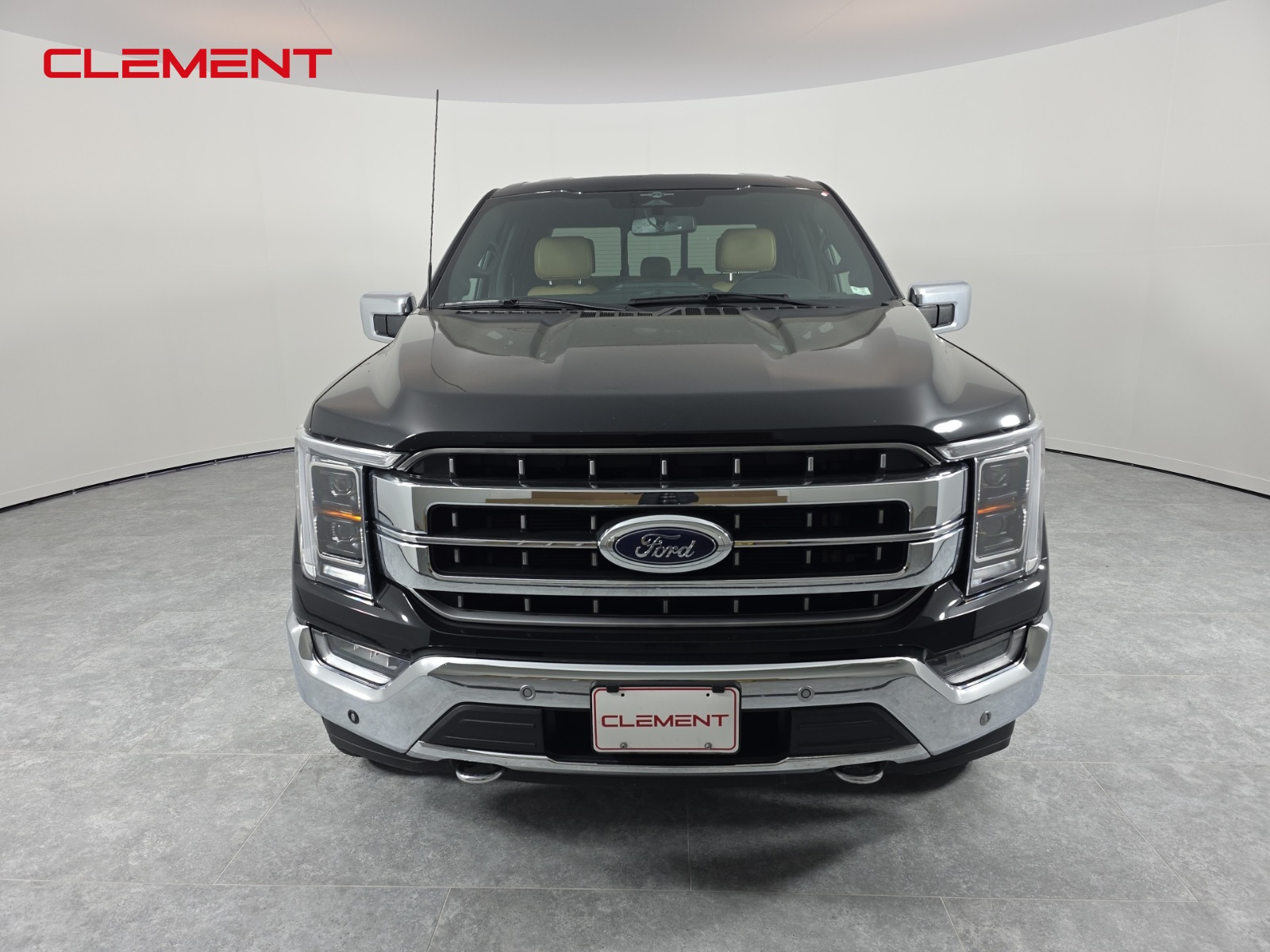 2023 Ford F-150 Lariat photo 2