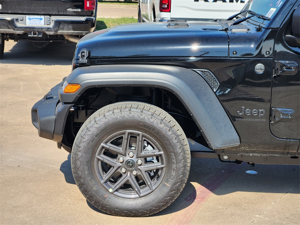 2025 Jeep Wrangler Sport RHD photo 6