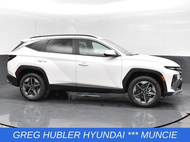 2025 Hyundai Tucson SEL photo 3