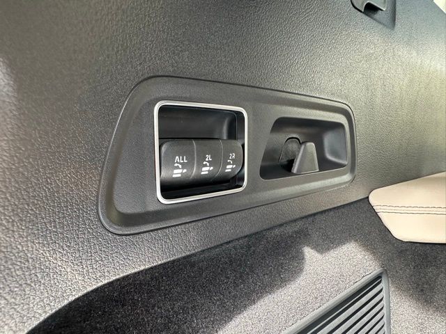 2026 Mercedes Benz GLS 450 4MATIC photo 41
