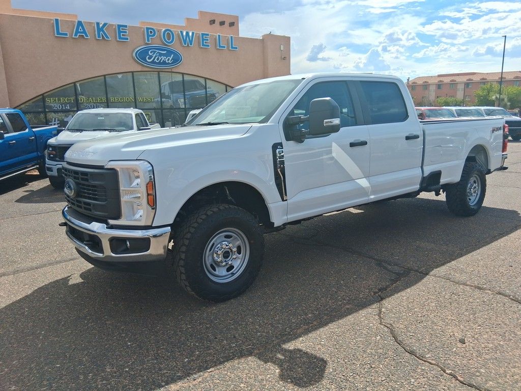 2026 Ford F-250 Super Duty XL's photo