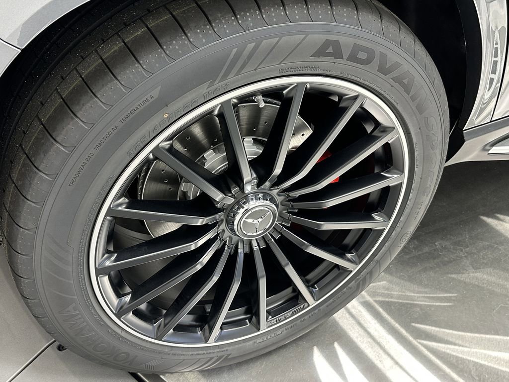 2026 Mercedes Benz GLS AMG 63 photo 18