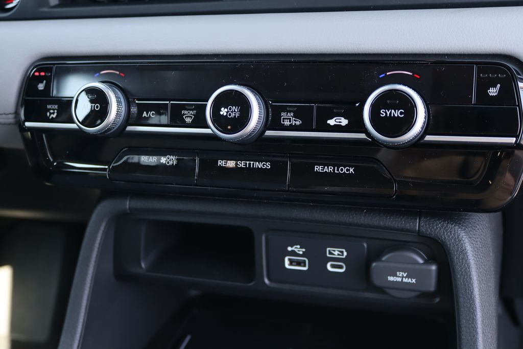 2025 Honda Pilot Touring photo 22
