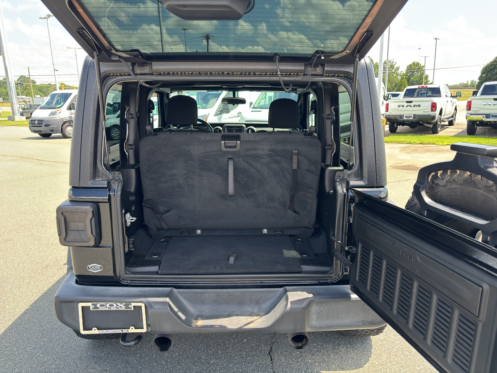 2020 Jeep Wrangler Sport S photo 6