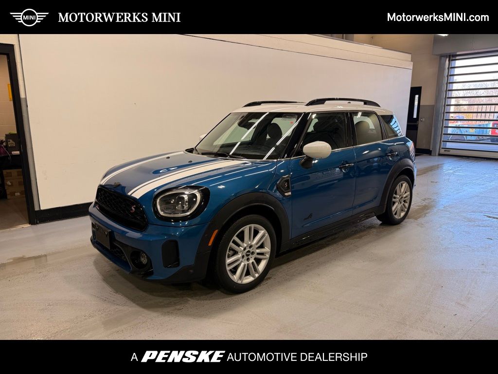 2024 MINI Countryman S's photo