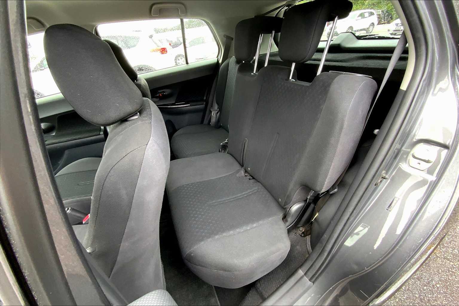 2010 Scion xD photo 19