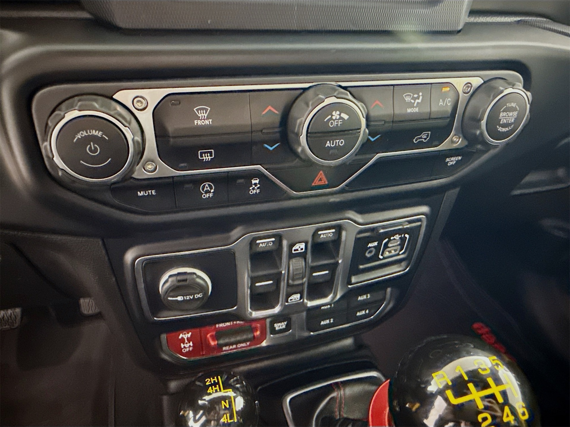 2019 Jeep Wrangler Unlimited Rubicon photo 10