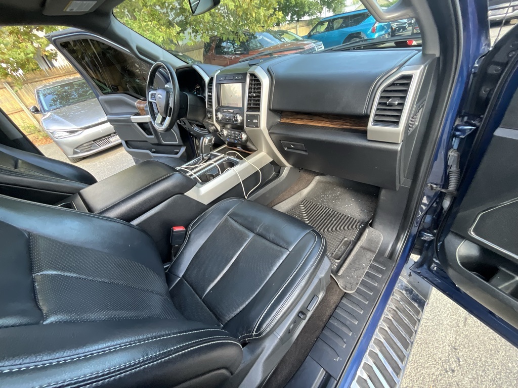 2020 Ford F-150 Lariat photo 33