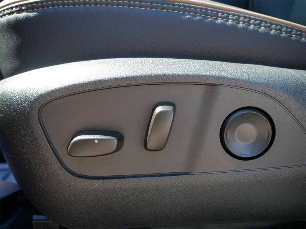 2025 Chevrolet Traverse High Country photo 12