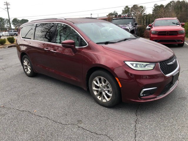 2021 Chrysler Pacifica Touring L's photo