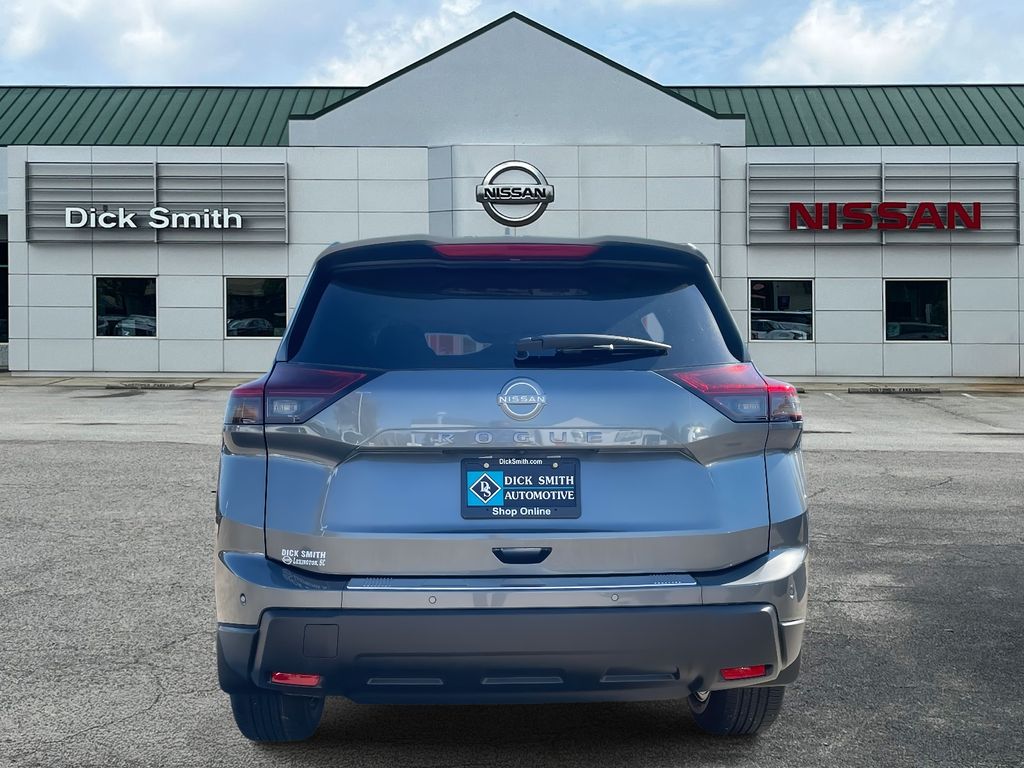 2026 Nissan Rogue SV photo 2
