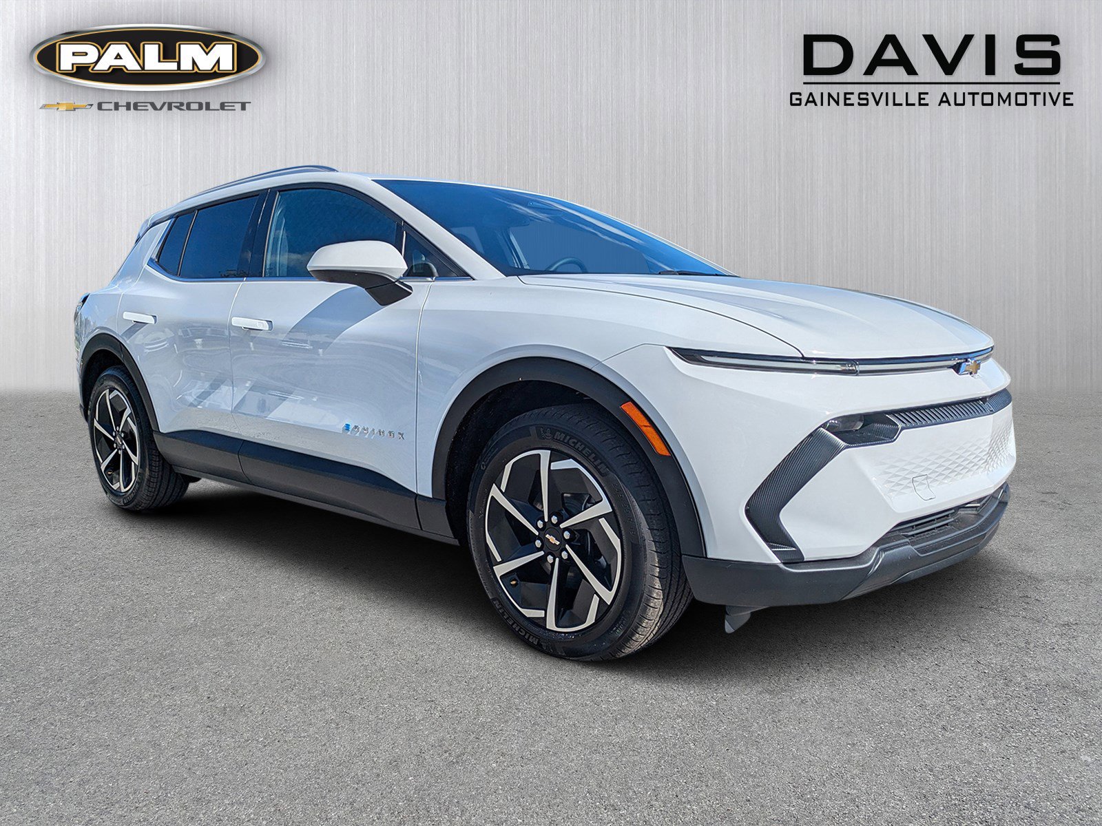 2026 Chevrolet Equinox EV 2LT's photo