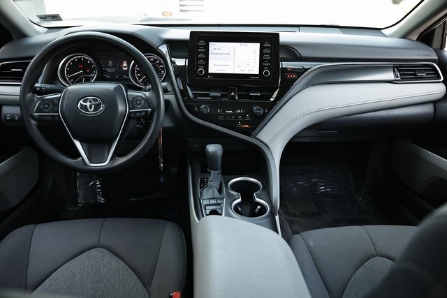 2023 Toyota Camry LE photo 26