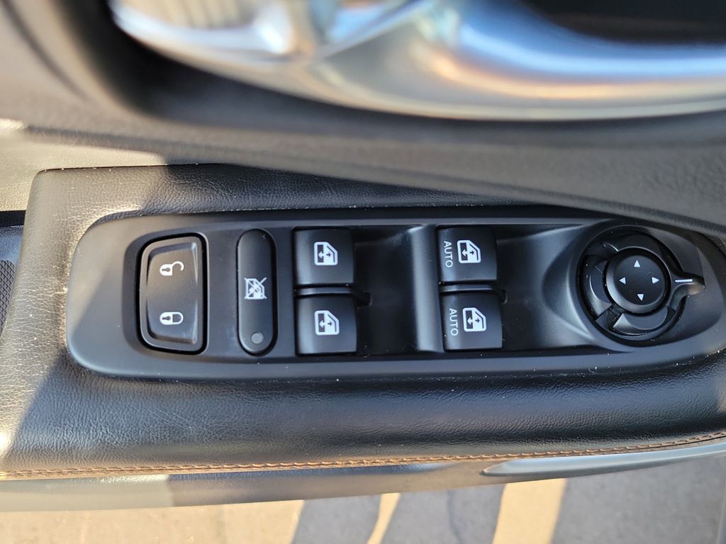 2021 Jeep Compass Limited photo 10