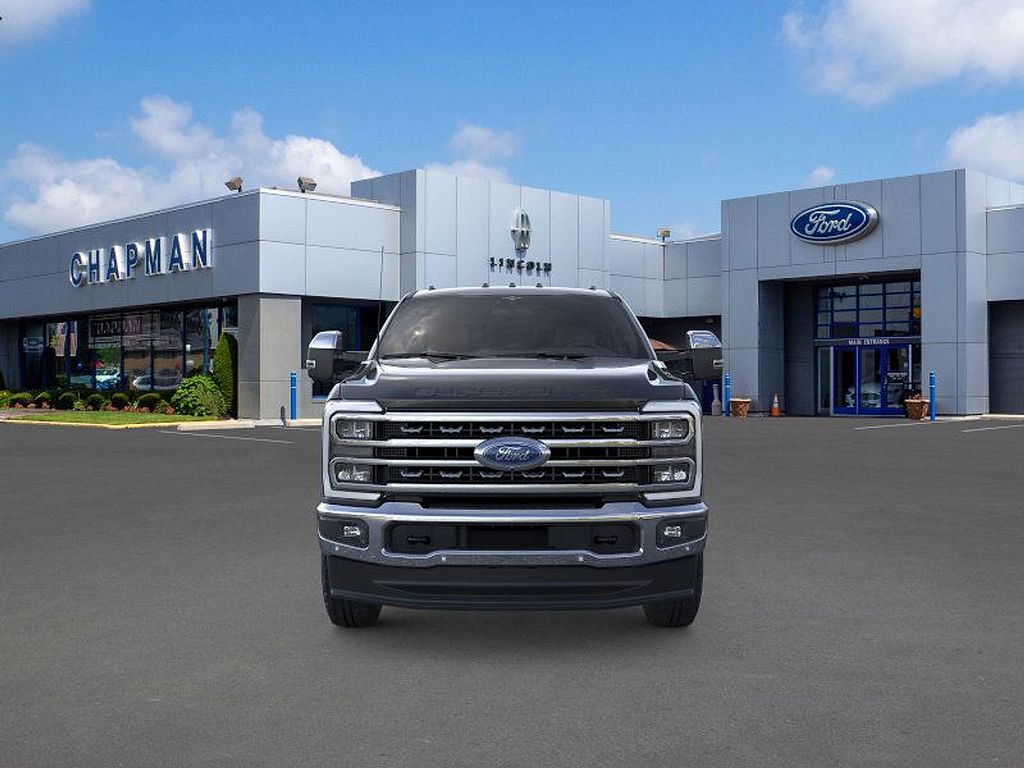 2025 Ford F-350 Lariat photo 4