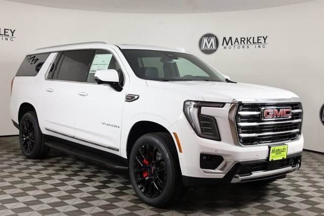 2026 GMC Yukon XL Elevation's photo