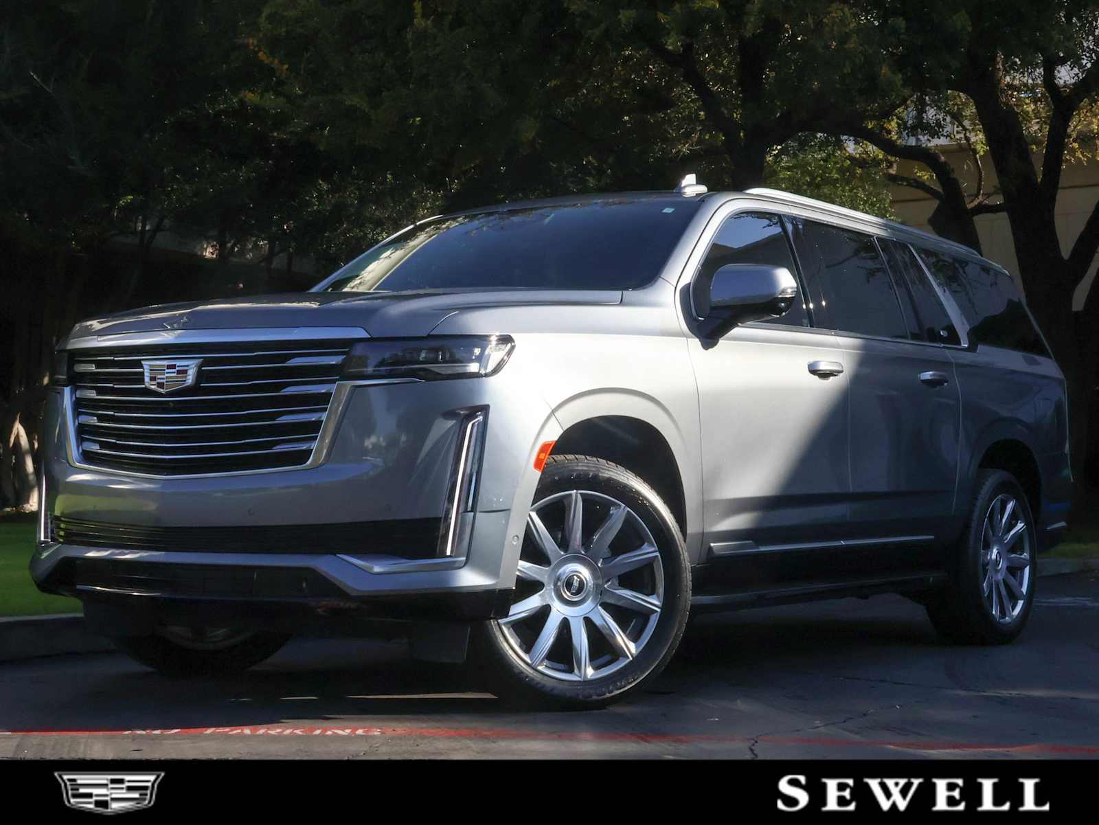 2022 Cadillac Escalade ESV Premium Luxury Platinum's photo