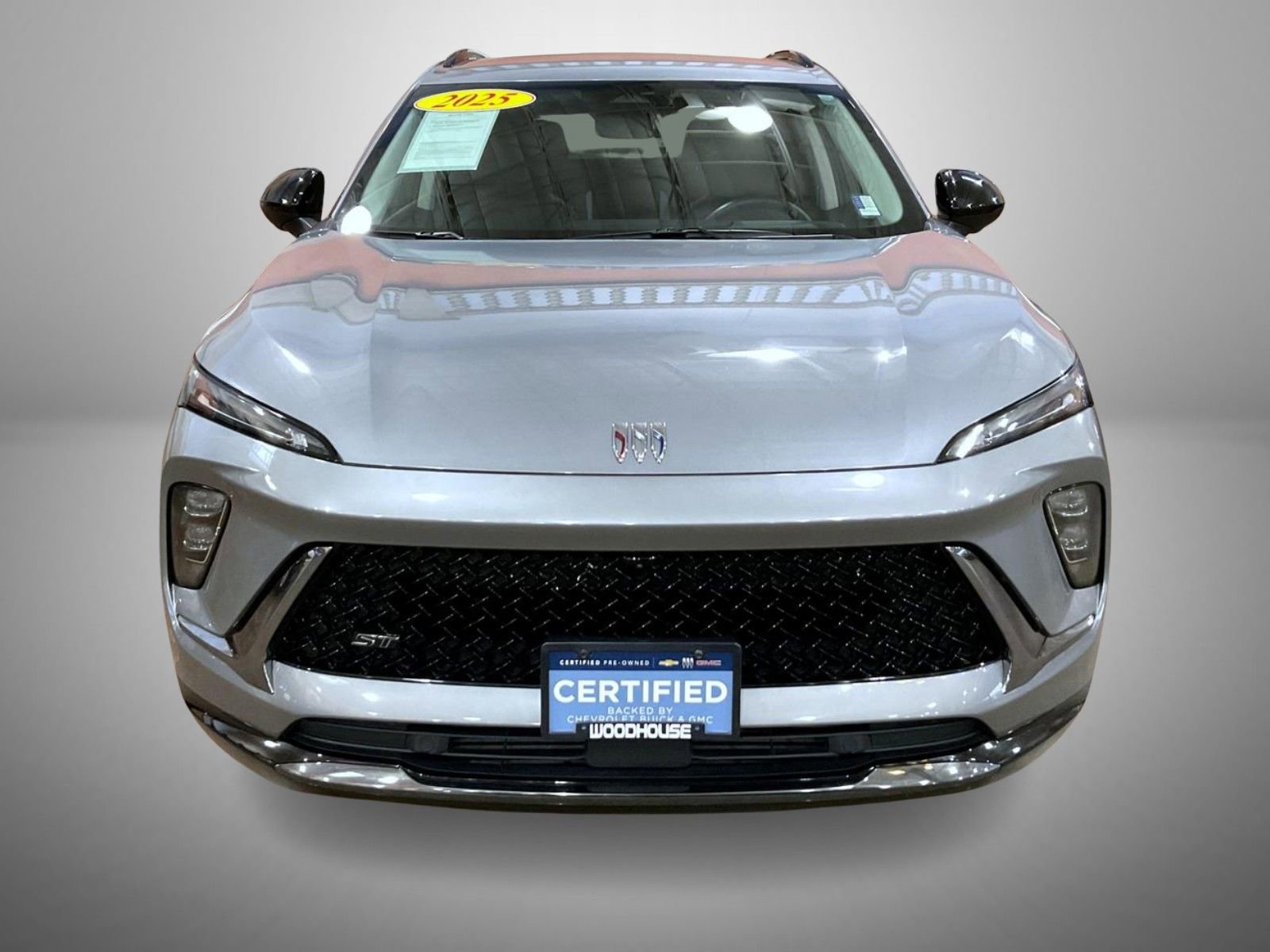 2025 Buick Envision Sport Touring photo 2