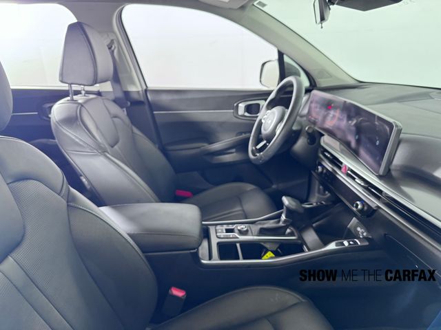 2025 Kia Sorento S photo 12
