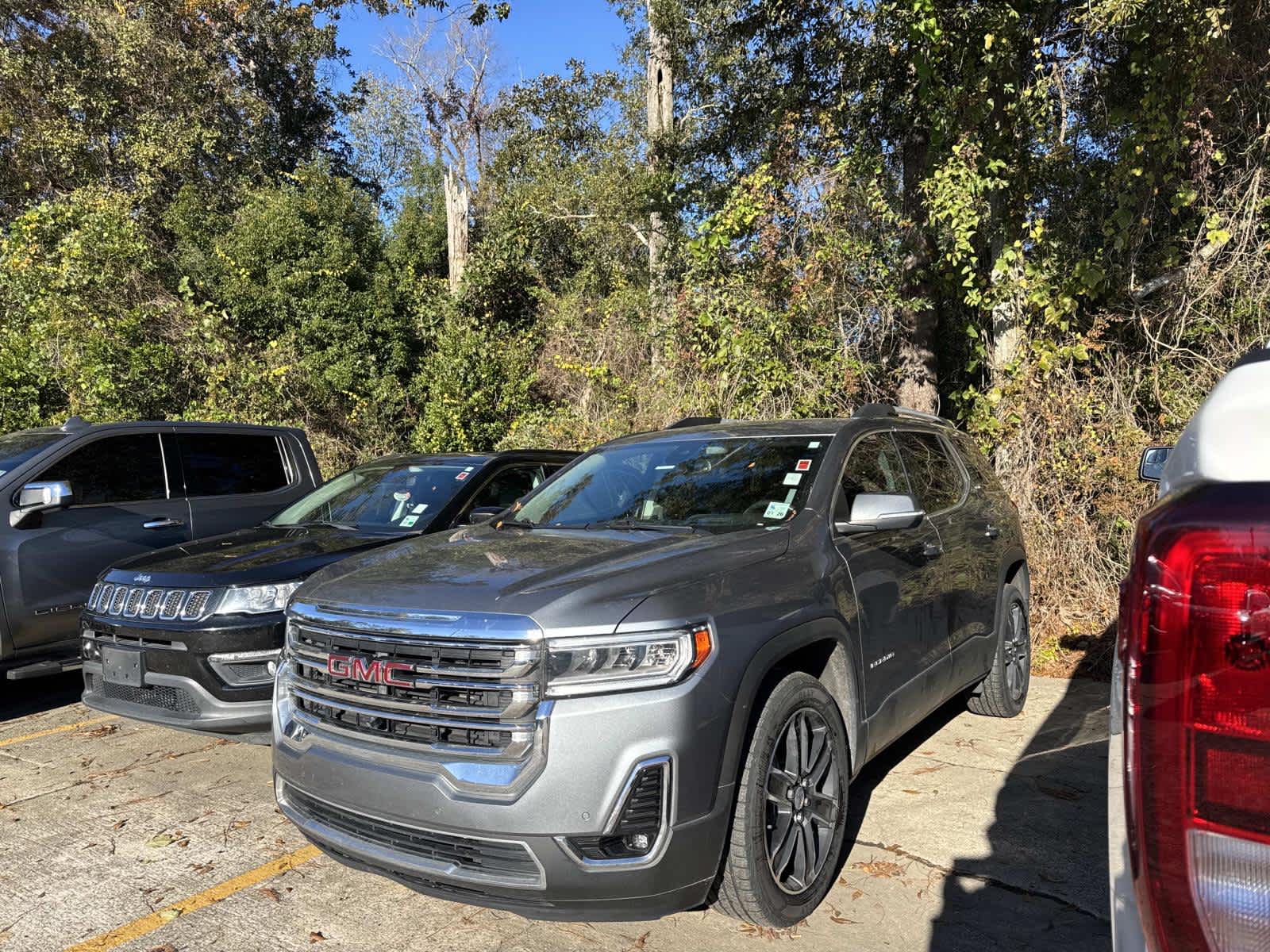2022 GMC Acadia SLT's photo
