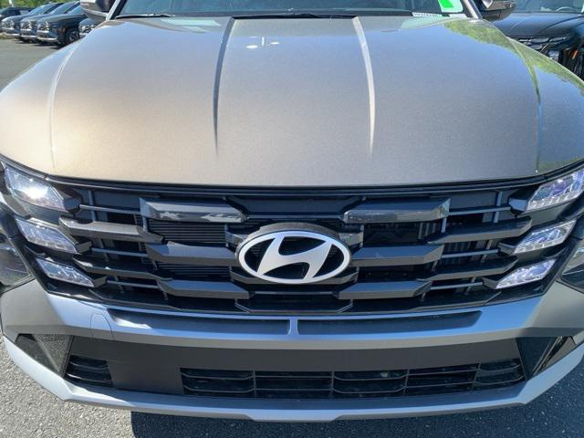 2025 Hyundai Tucson Hybrid SEL Convenience photo 8