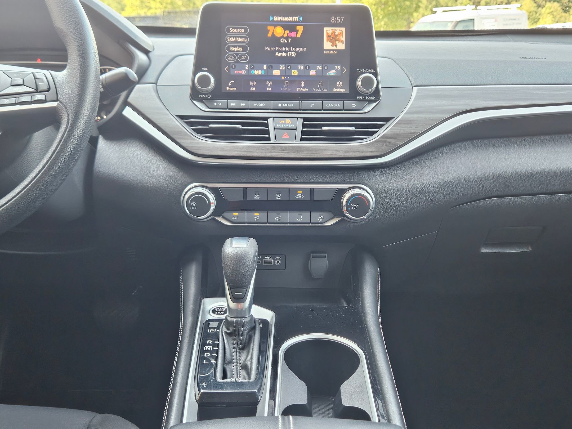 2023 Nissan Altima 2.5 SV photo 10