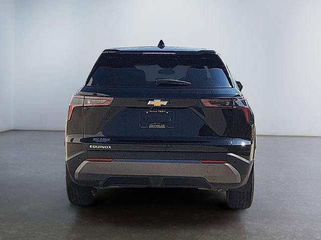 2026 Chevrolet Equinox LT photo 3