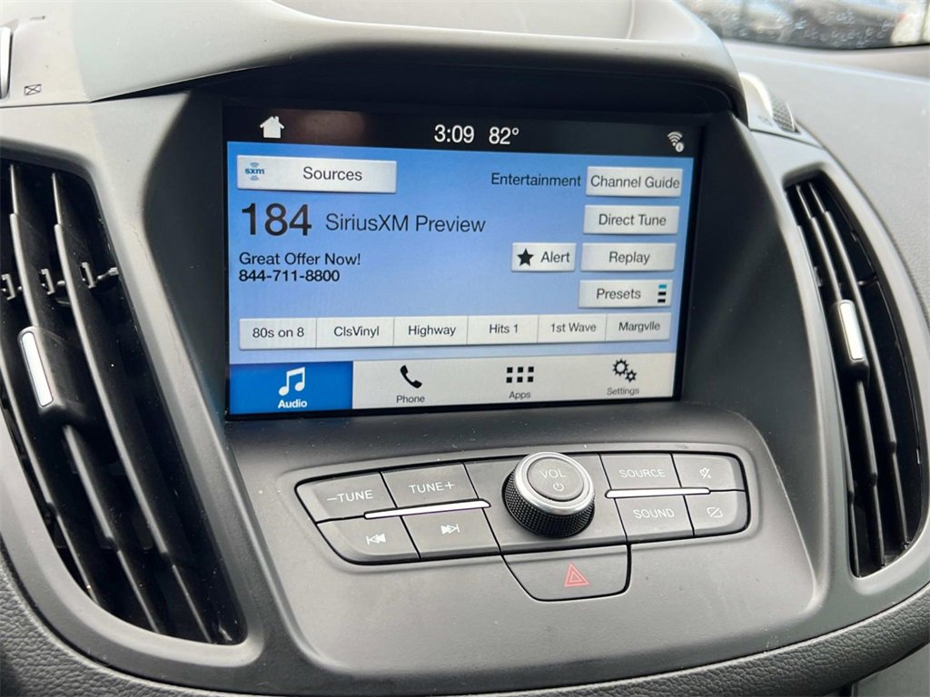 2019 Ford Escape SEL photo 16