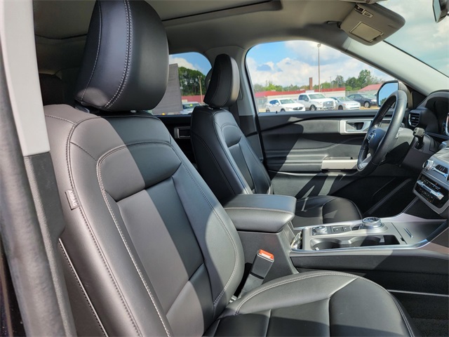 2022 Ford Explorer XLT photo 17