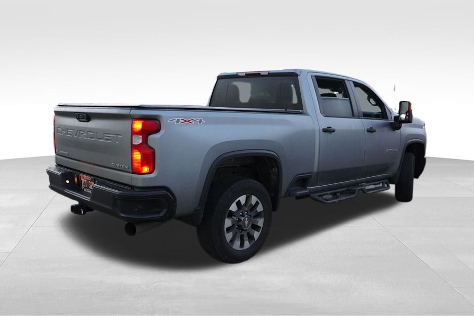 2024 Chevrolet Silverado 2500HD Custom photo 3