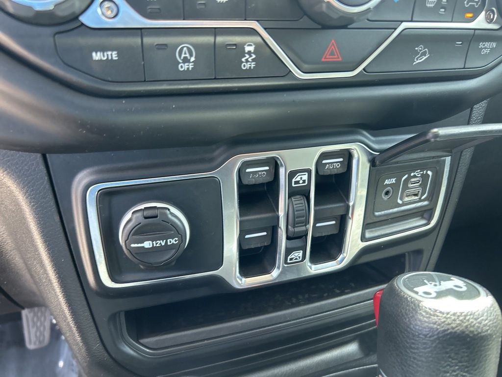 2019 Jeep Wrangler Unlimited Sahara photo 41