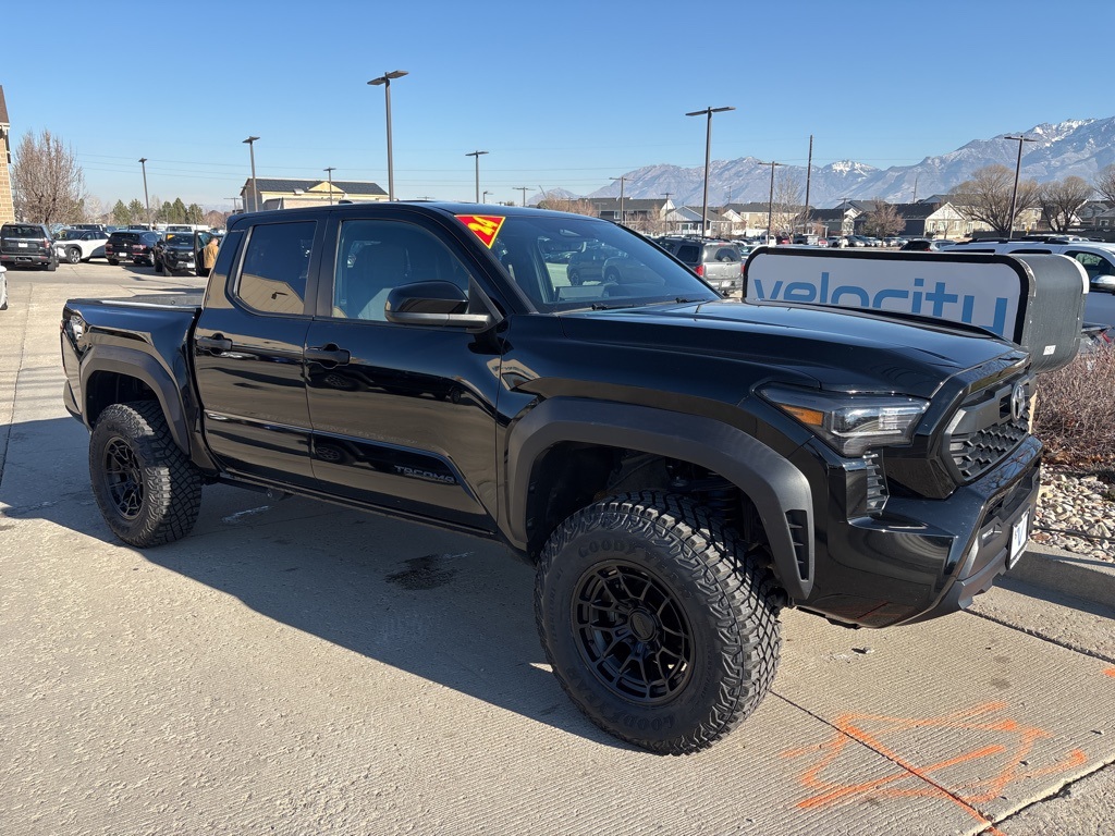 2024 Toyota Tacoma TRD Off Road's photo