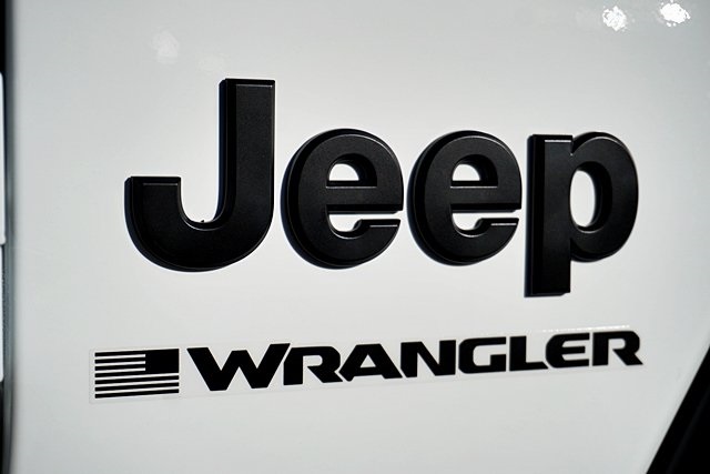 New 2026 Bright White Clear-Coat Exterior Paint Jeep Sport image 11