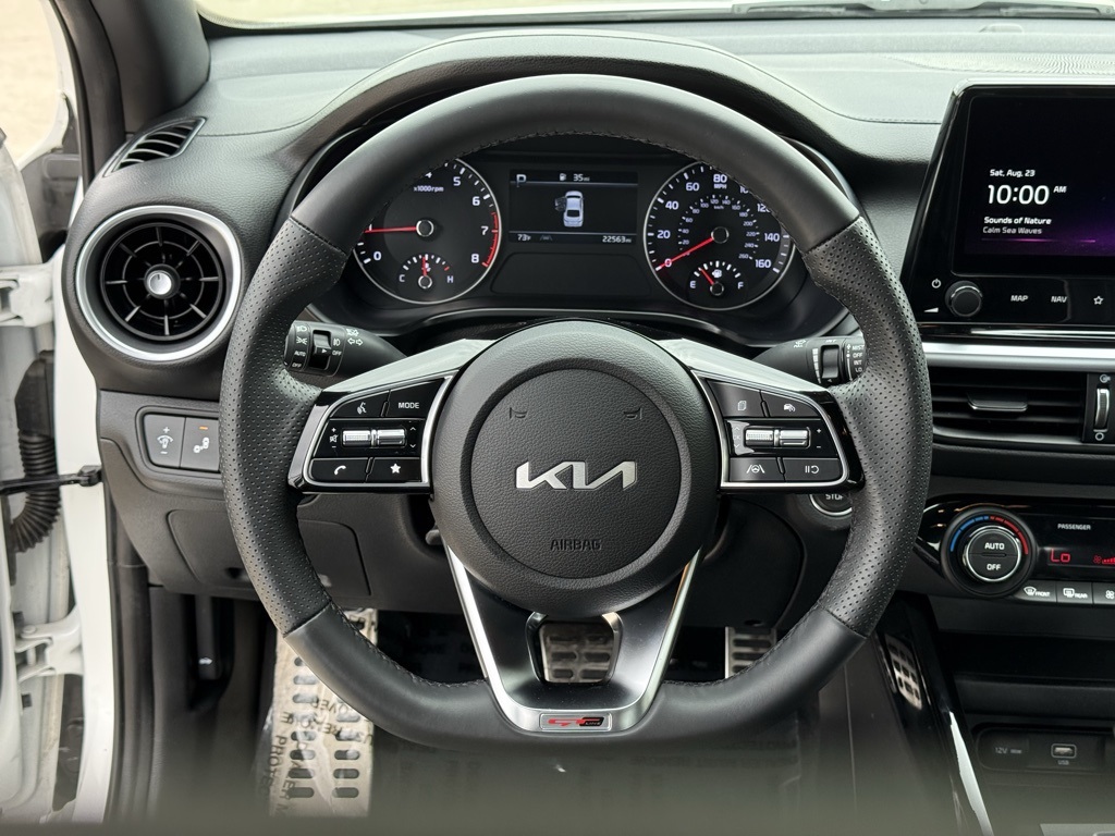 2023 Kia Forte GT-Line photo 20