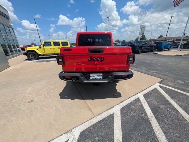 2025 Jeep Gladiator Sport photo 3