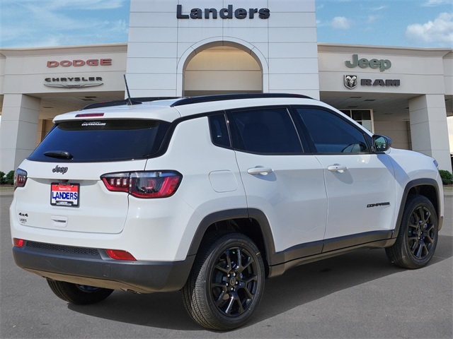 2025 Jeep Compass North Edition Latitude photo 2
