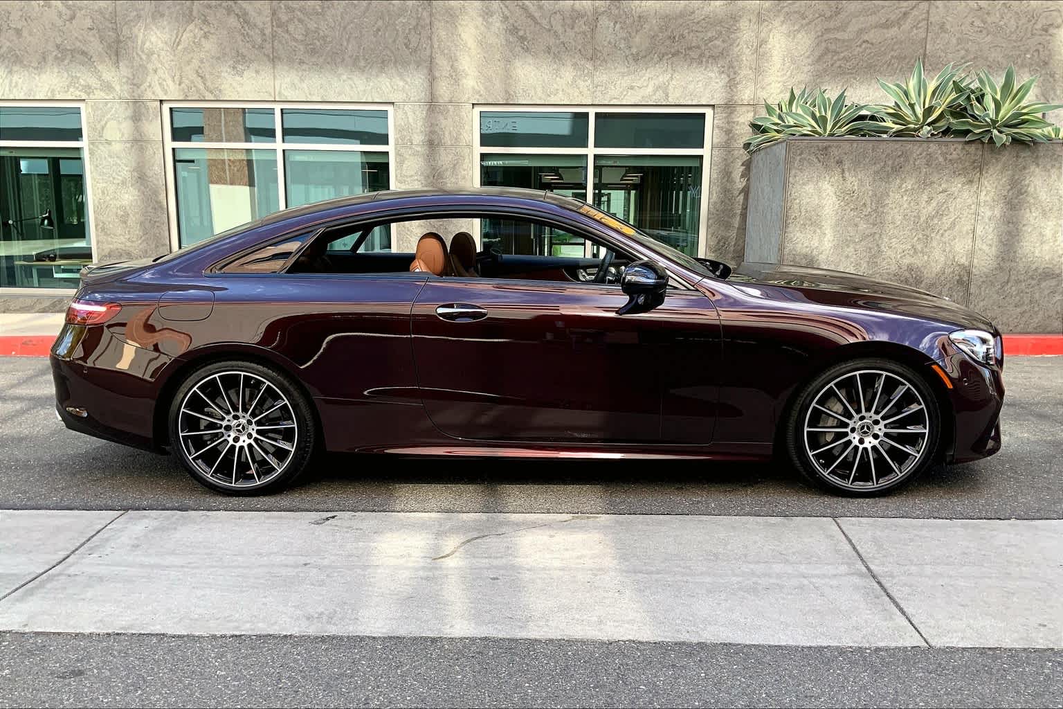 2022 Mercedes Benz E 450 photo 31