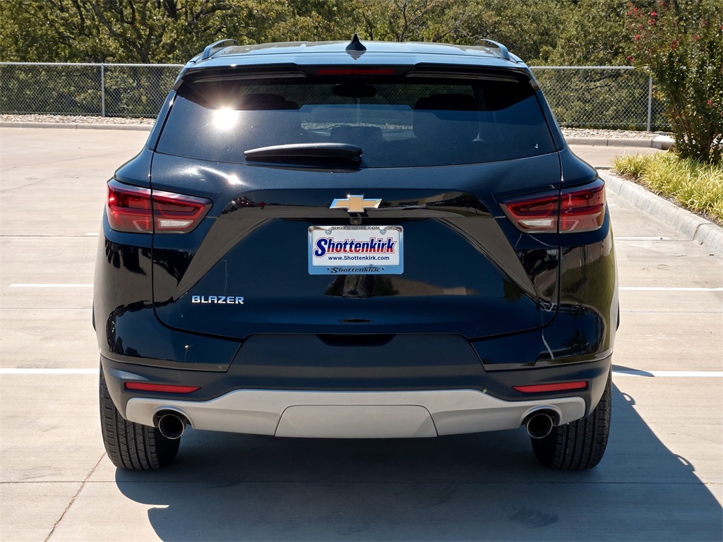 2023 Chevrolet Blazer 2LT photo 7
