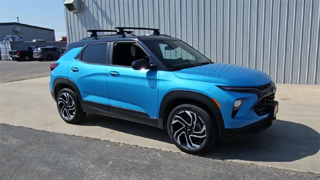 2025 Chevrolet Trailblazer RS photo 2