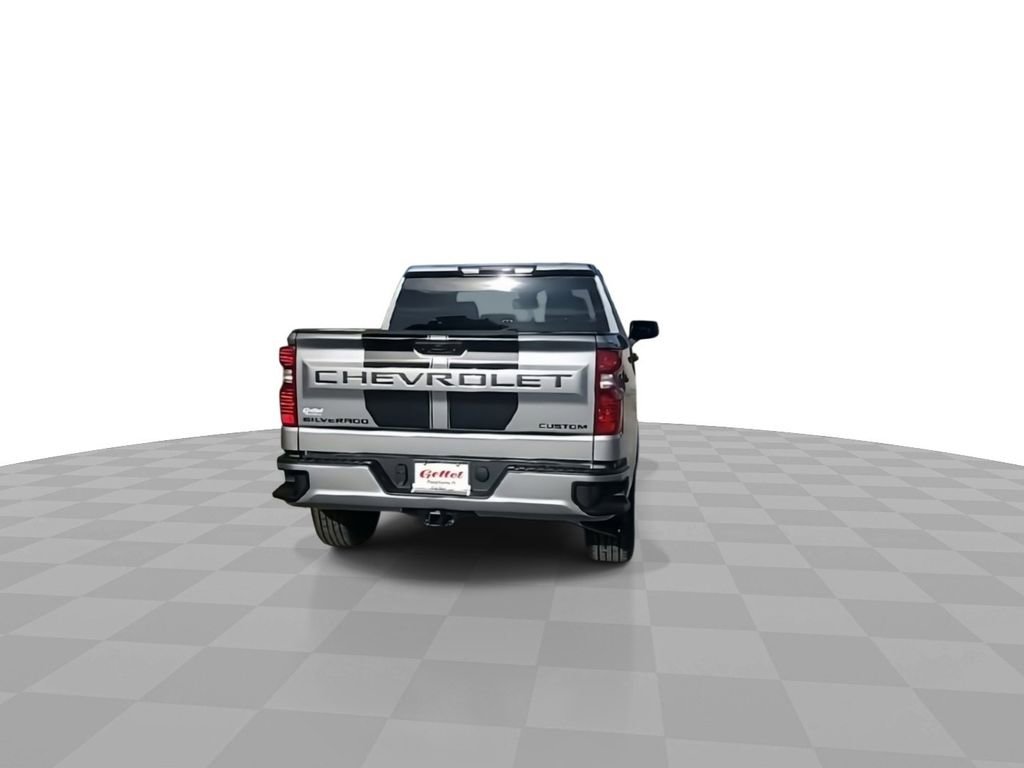2025 Chevrolet Silverado 1500 Custom photo 7